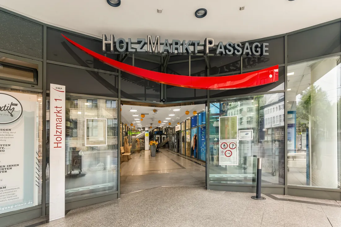 Eingang der Holzmarktpassage in Jena, hier befindet sich Event Foto Jena